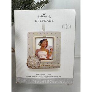 Hallmark Wedding Day Photo Ornament 2016 "Best Day Ever!" Frame Flower Design